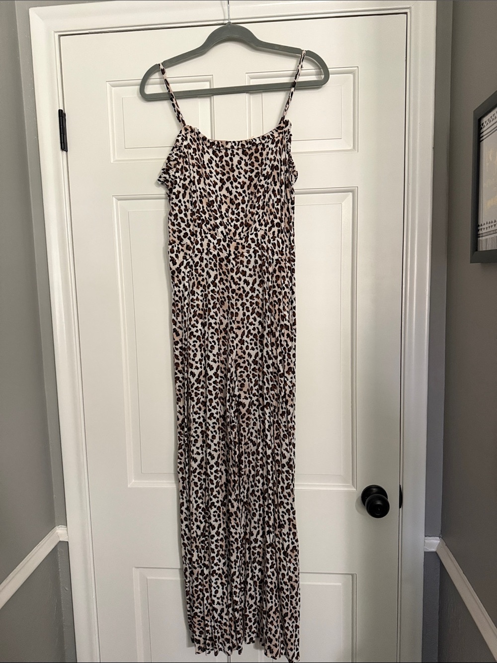 eesome Leopard Print Spaghetti Strap Jumpsuit - White, Brown, Black